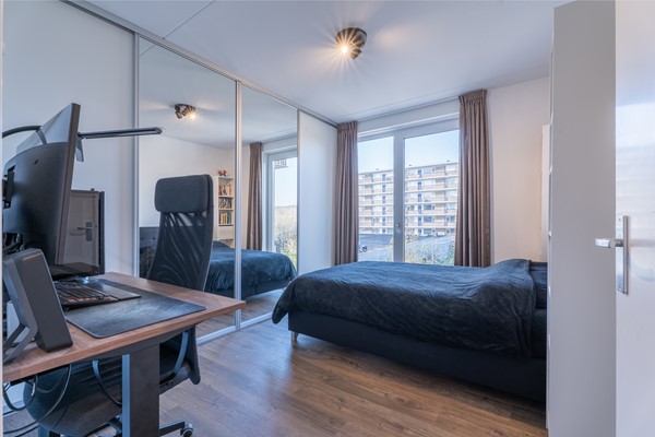 Medium property photo - Jaap van der Hoekplaats 76, 3067 AD Rotterdam